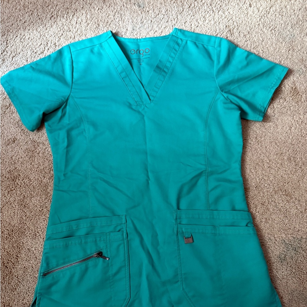 Ergo life threads Teal Scrub Top